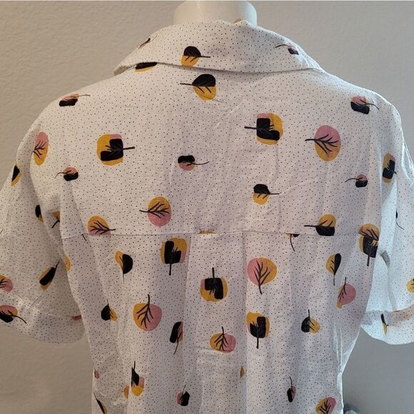 HAILEY&CO. Collared Short Sleeve Blouse - Picture 7 of 9